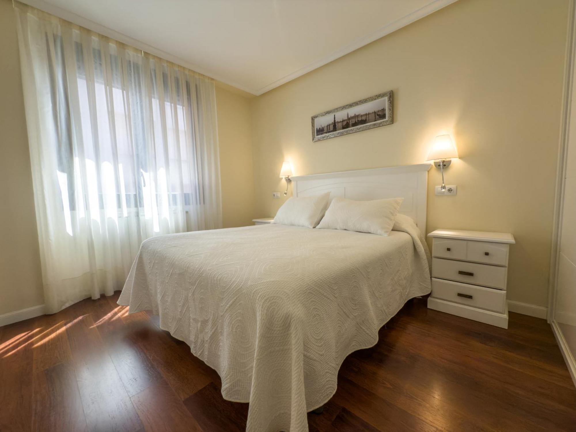 Apartamentos Verdemar Llanes Ngoại thất bức ảnh